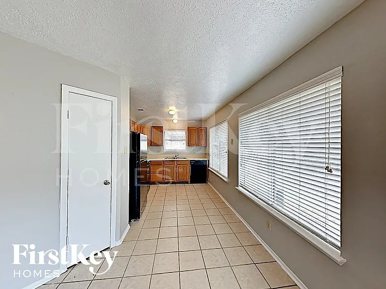 12623 Day Hollow Ln — Photo 5
