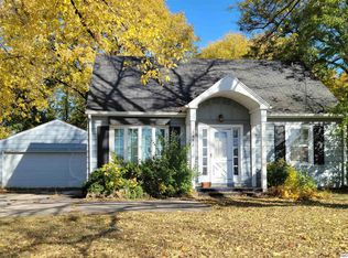 1458 4th St SE, Mason City, IA 50401