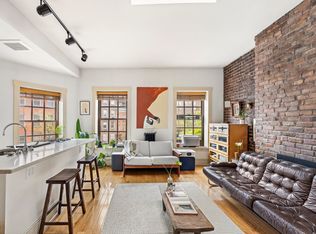 31 8th Ave #4, New York, NY 10014