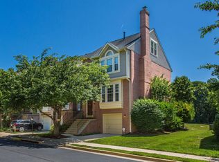 3841 Inverness Rd, Fairfax, VA 22033