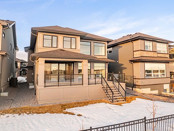 3rd image of 1538 Howes Pl SW