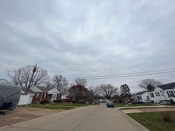 4th image of 8956 Blackpool Dr