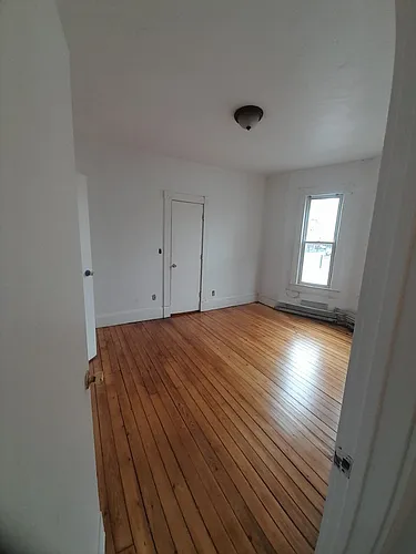94 Glen St Photo 1