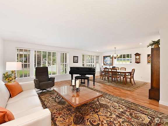 5th image of 6016 Park Way