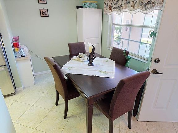 5th image of 12144 SW Egret Cir APT 401