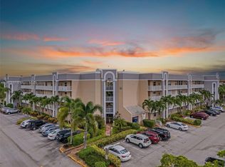 Sunrise Lakes 207 Condo, Sunrise, FL 33322
