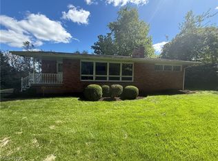 88 Hunter Ln, Colliers, WV 26035