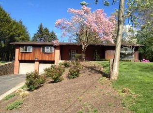 394 Pratt St, Southington, CT 06489