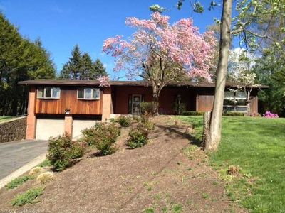 394 Pratt St, Southington, CT, 06489