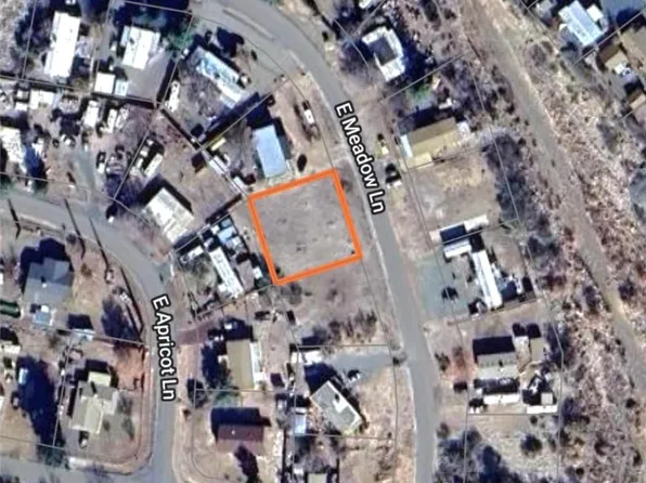 17335 E Meadow Ln, Mayer, AZ 86333
