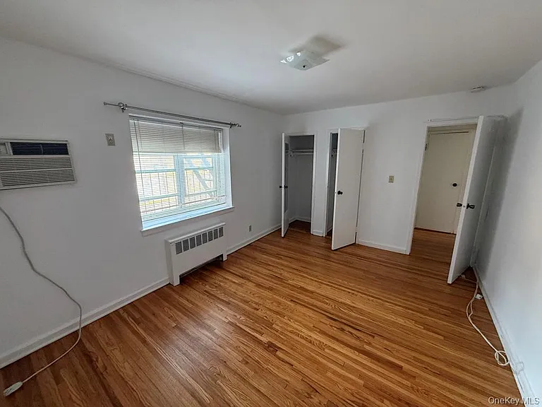 221 Middle Neck Rd #C1 — Photo 7