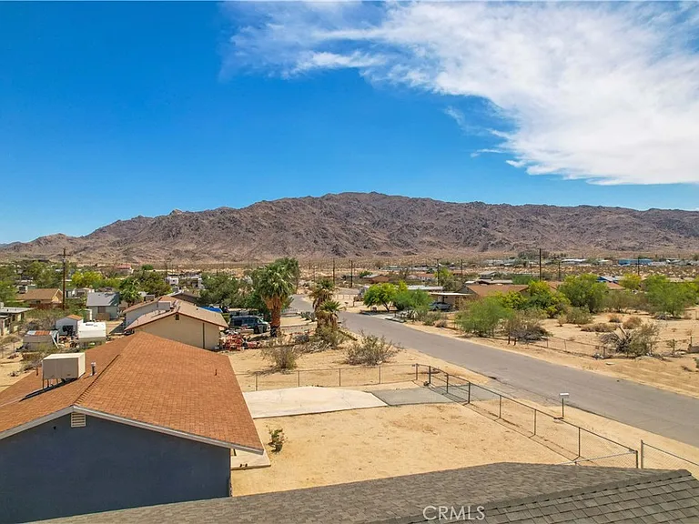 6627 Smoketree Ave — Photo 31