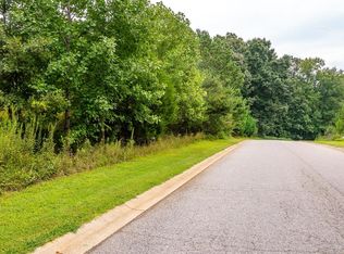 312 Dancing Water Dr, Chesnee, SC 29323