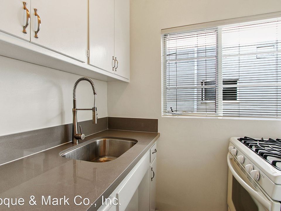 1st image of 10906 Santa Monica Blvd #2A