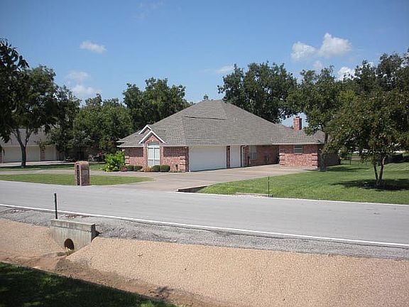 2nd image of 5910 Nutcracker Dr