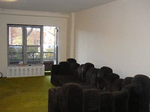 5th image of 3551 85th St APT 1D
