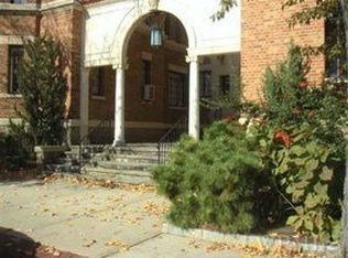 12 Meadow Ave, Bronxville, NY 10708