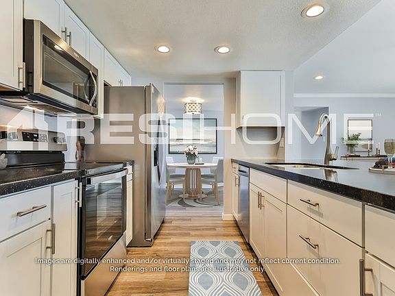 3rd image of 1303 E Dunbar Dr