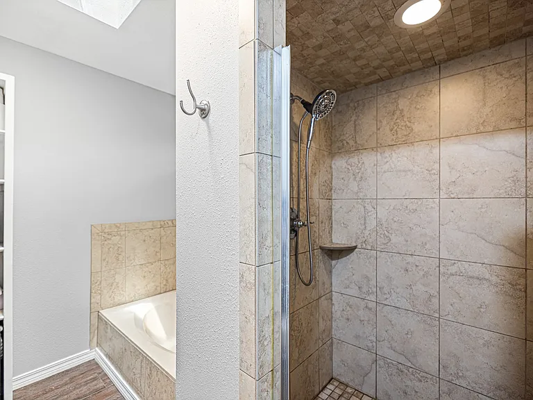 507 Nassau Dr — Photo 33