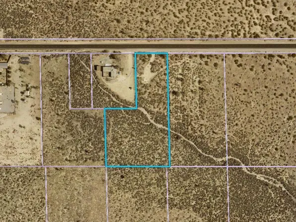 E Avenue Q, Palmdale, CA 93591