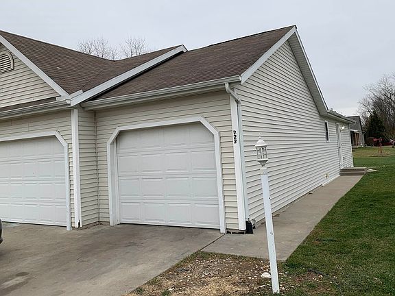 2nd image of 222 Tanglewood Dr