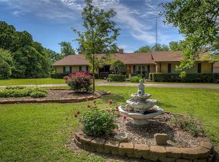3088 Woodglen Dr, Commerce, TX 75428