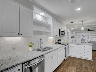 104 Airline Ter, Pearl, MS, 39208