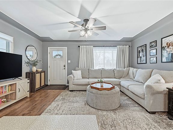 5th image of 38 Magill Dr