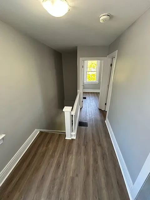 107 Lake Street St. Catharines — Photo 2