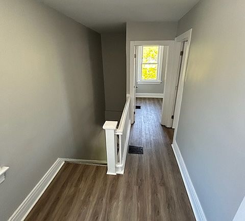 2nd image of 107 Lake St Unit 2