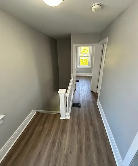 107 Lake St #2 — Photo 2