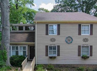 135 Memory Ct, Mountain Brk, AL 35213