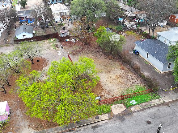 3rd image of 324 Truax LOT 19