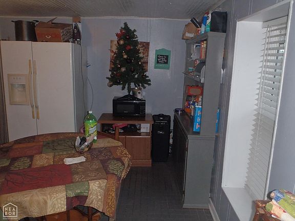 5th image of 1616 Dill St