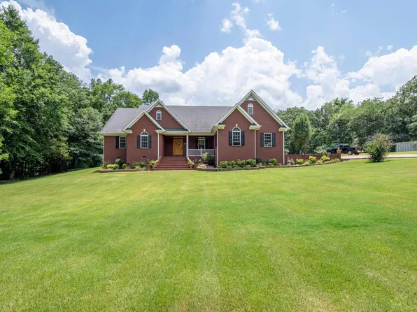 225 Nixon Loop, Savannah, TN 38372