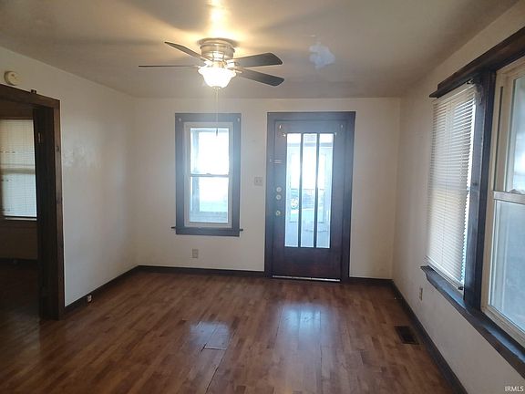 2nd image of 1406 S Harlan Ave