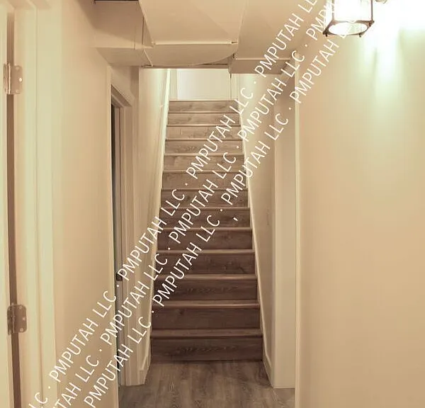 4042 S Porter Ave — Photo 31