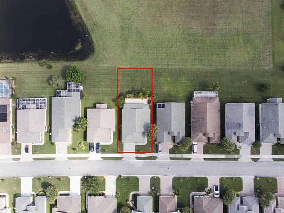 3rd image of 482 SW Talquin Ln