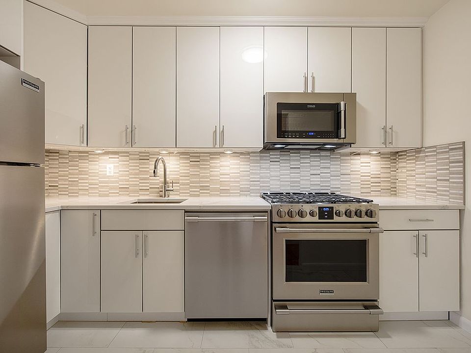 1st image of 33 W 118th St APT 3