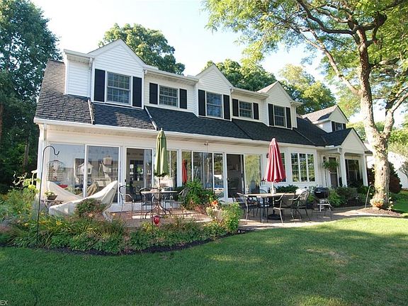 2nd image of 5231 Portage Dr