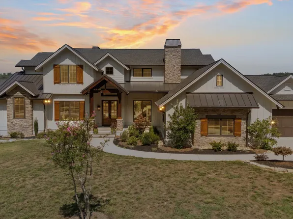 8922 Pickens Gap Rd, Knoxville, TN 37920