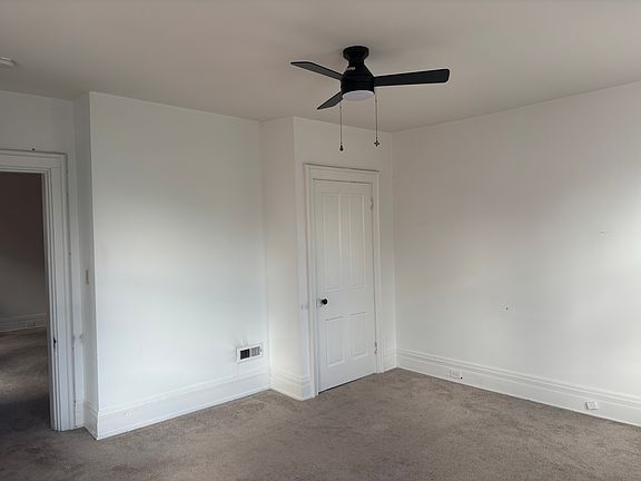 4th image of 352 Berry Ave APT 2