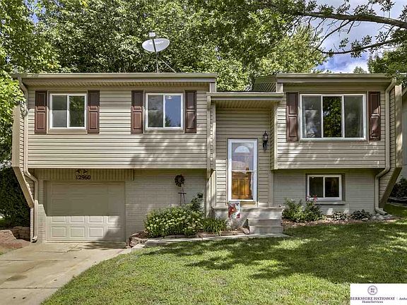 2nd image of 12960 Chandler St