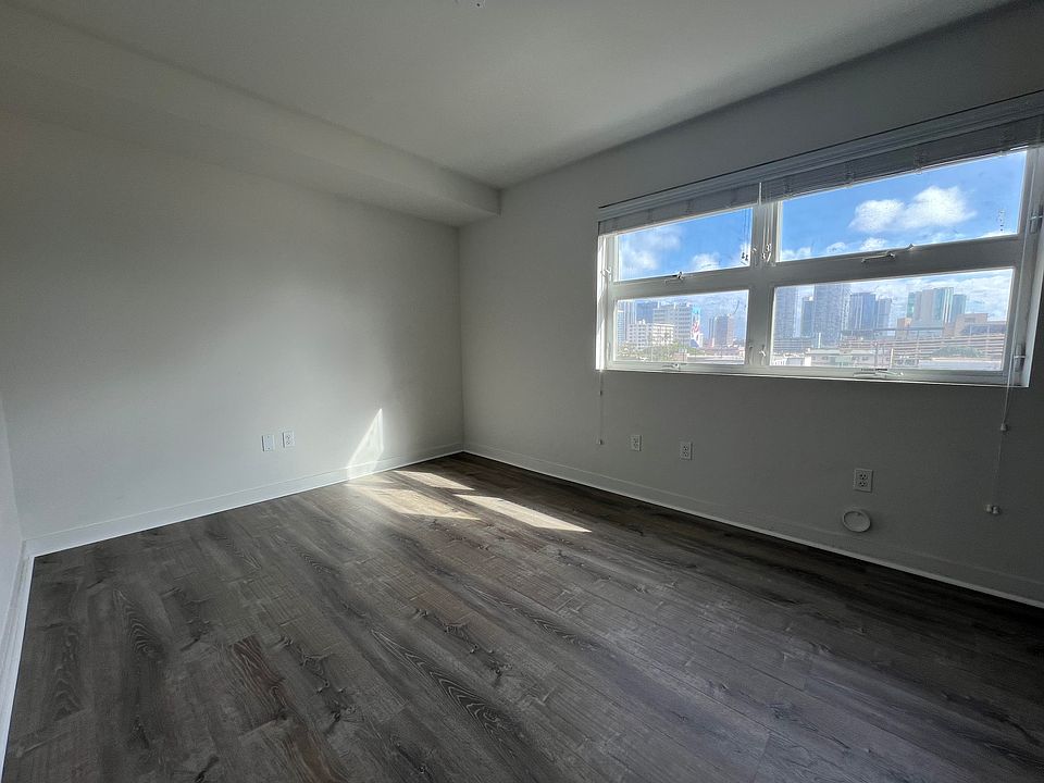 1st image of 1310 Pensacola St #403