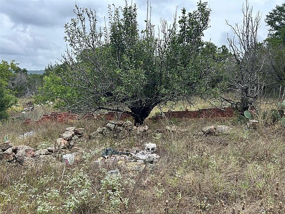 5th image of 125 Live Oak Rd