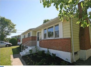 730 W 11th St, New Castle, DE 19720