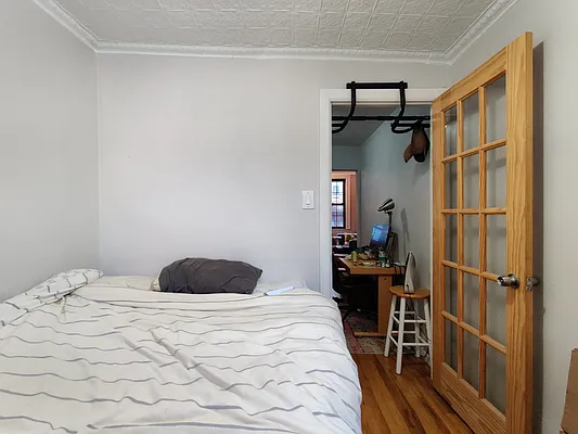 Rented by Signature Property Realty | media 17