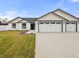 3216 Blackhawk Ct, Lewiston, ID 83501