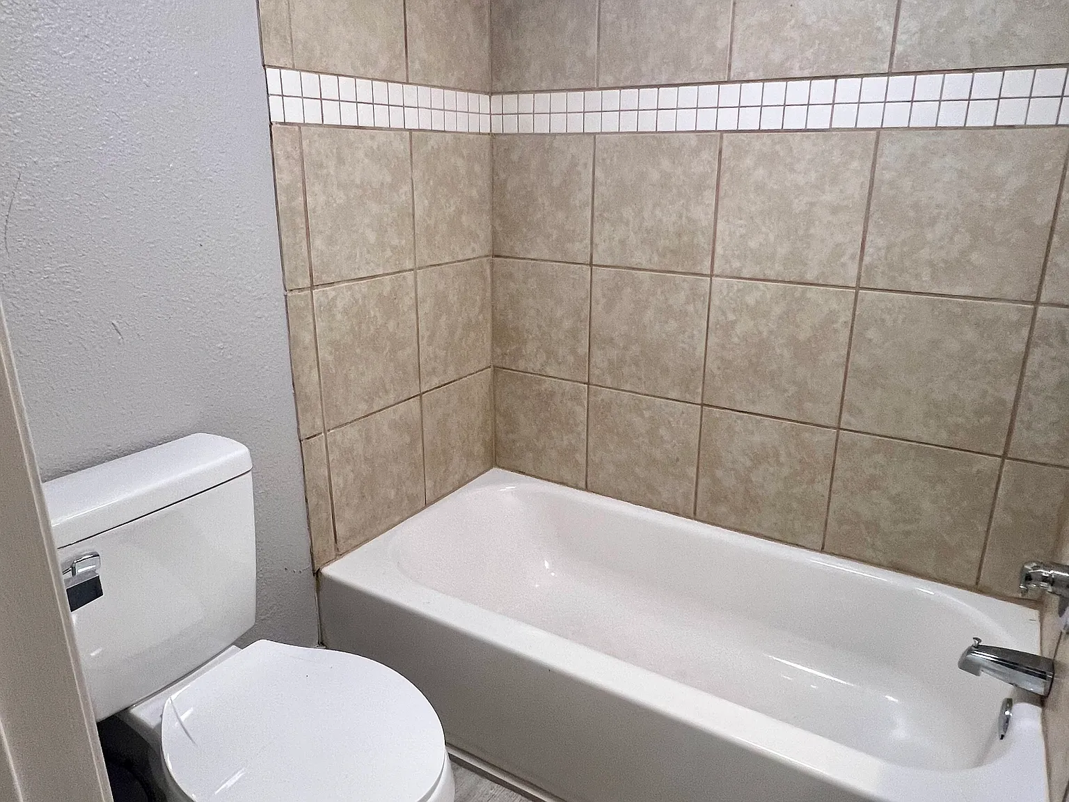 2 bed, 600 sqft, $850 — Photo 4