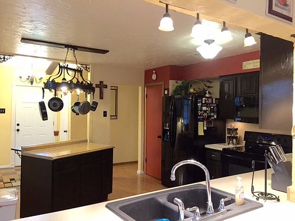 3rd image of 2309 Homestead Pl